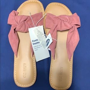 Pink old navy knotted sandals